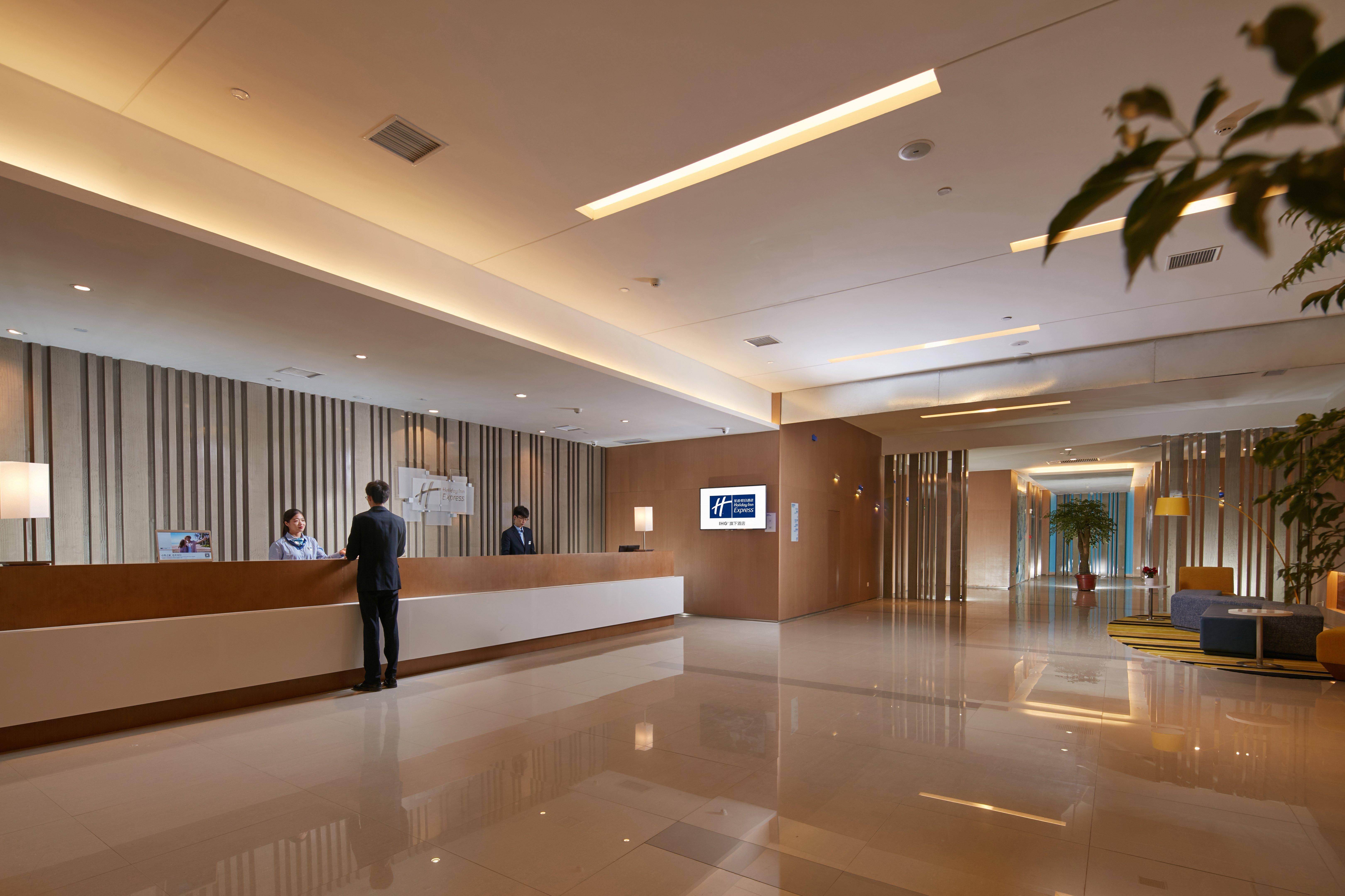 Holiday Inn Express Luoyang Yichuan By Ihg 외부 사진